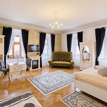 Apartmán Crown Jewels Centre Sibiu Exteriér fotografie