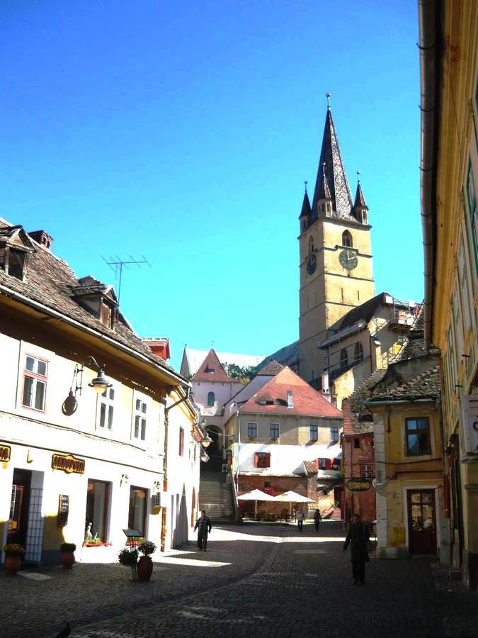Apartmán Crown Jewels Centre Sibiu Exteriér fotografie